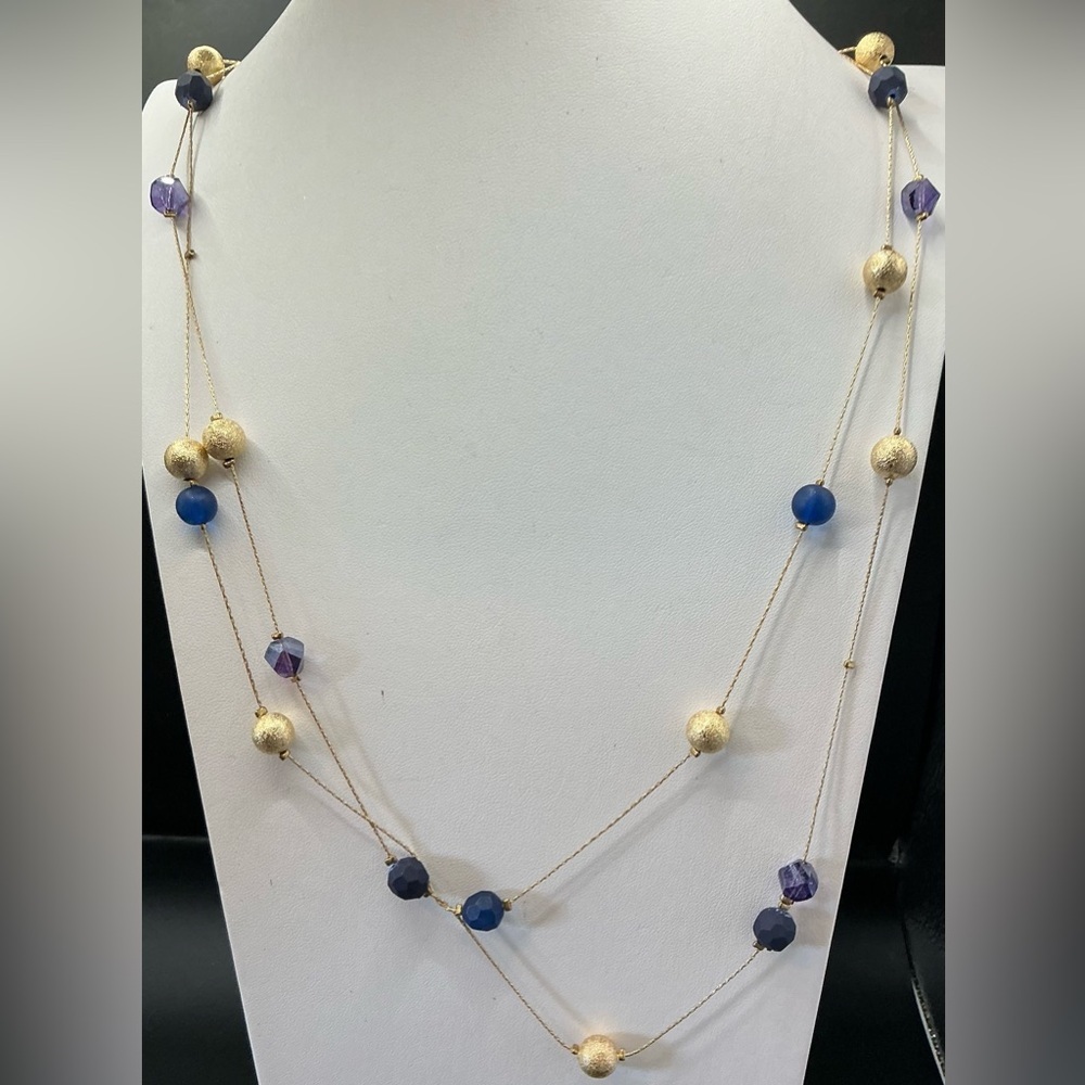 CHARMING CHARLIE GOLD TONE FROSTED & TRANSLUCENT LAYERED BLUE BEAD NECKLACE